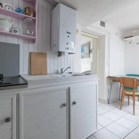 Charmante Petite Maison à 50m De La Hébergement de vacances La Plaine-sur-Mer